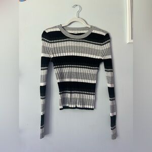 American Eagle Outfitters Gray Ribbed Long sleeve